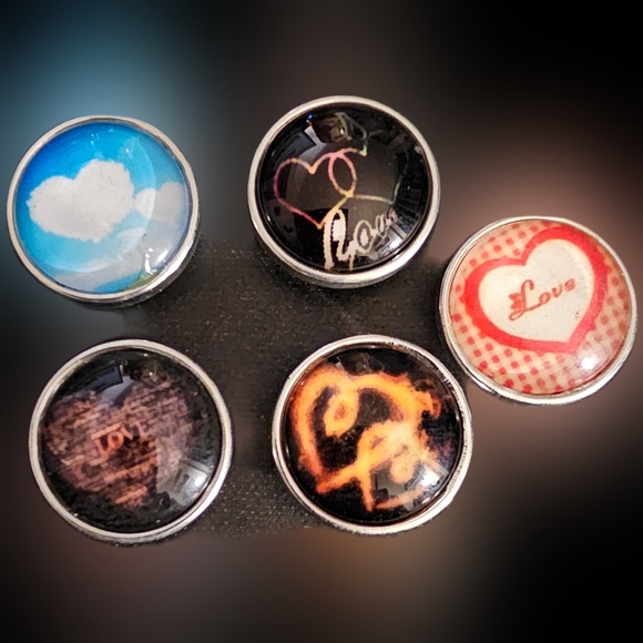 Snap Buttons - Picture 1 of 1